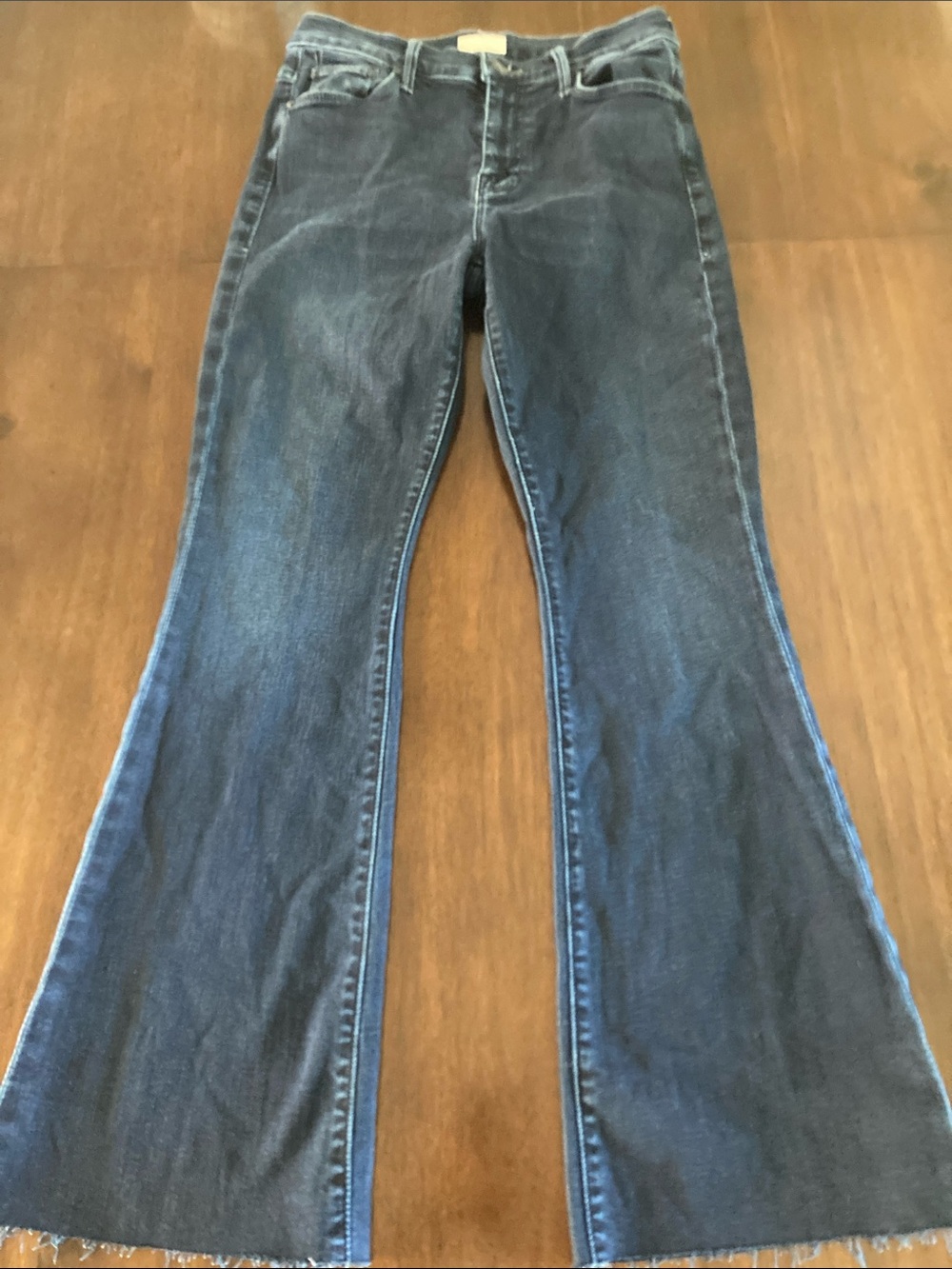 MOTHER Lil Weekender Fray Dark Blue Flare Jeans